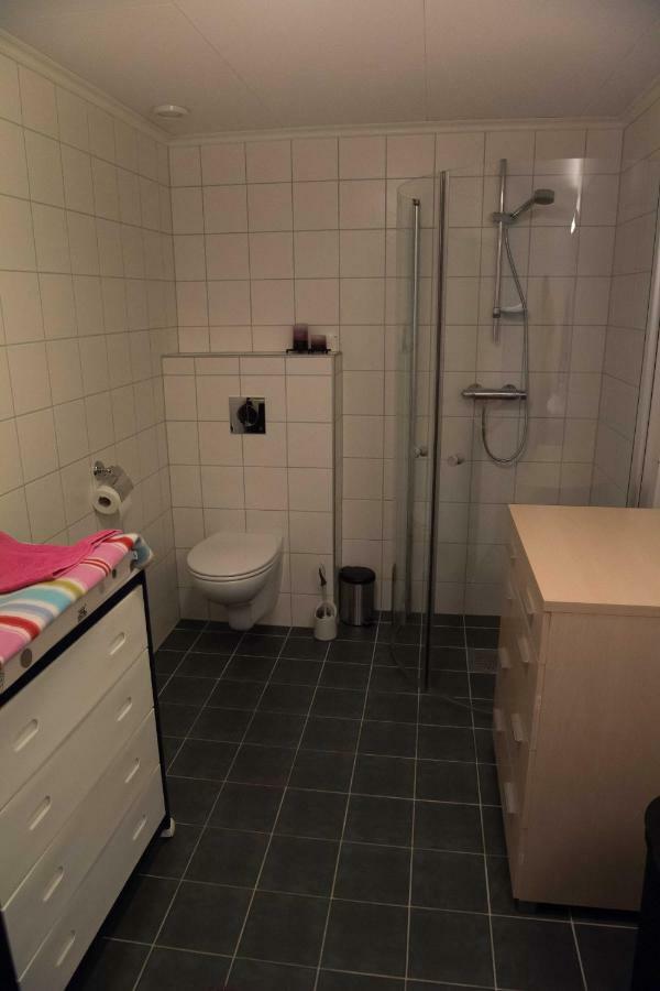 Stryn Stor Og Moderne Leilighet Bagian luar foto